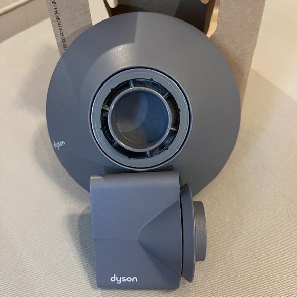Dyson Supersonic Hair Dryer Attachments - Diffuser and Styling Concentrator - Picture 1 of 9